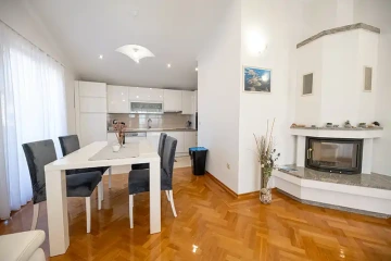 Villa Zara Beauty **** | Apartman s pogledom na more (1. etaža)