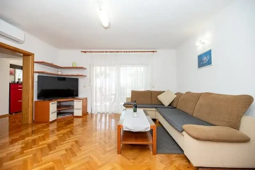 Villa Zara Beauty **** | Appartement mit Meeresblick (1. og)