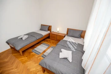 Zara Beauty | Apartment with a sea view (1st floor)